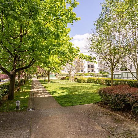 Magic Garden 6 Personnes Parking Prive A 20M Du Rer Serris Exterior foto